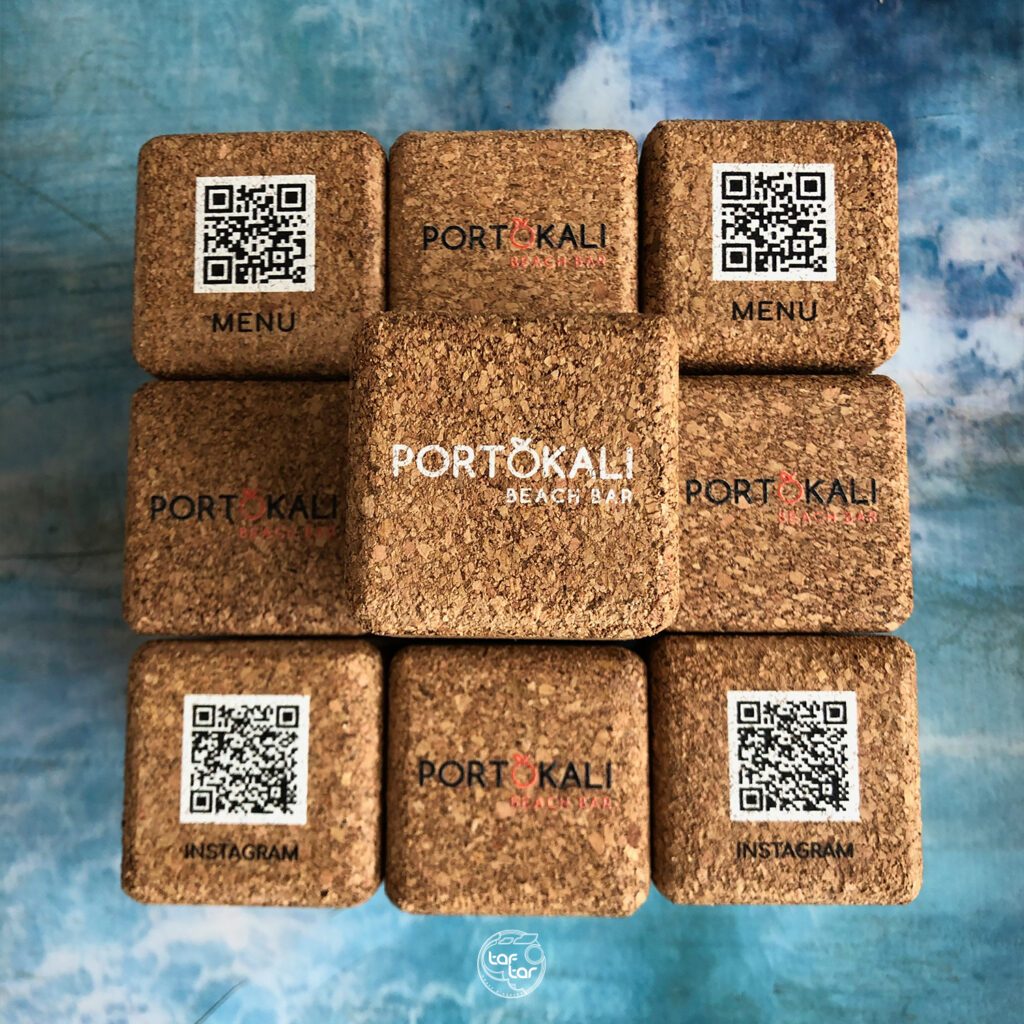 Portokali cork QR cube