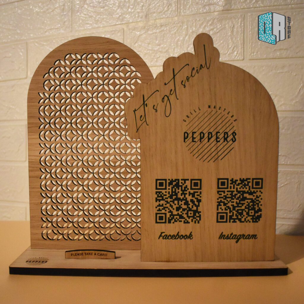 QR-store---Peppers - Social stand