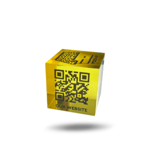 QR 1.13 - Clear yellow acrylic cube